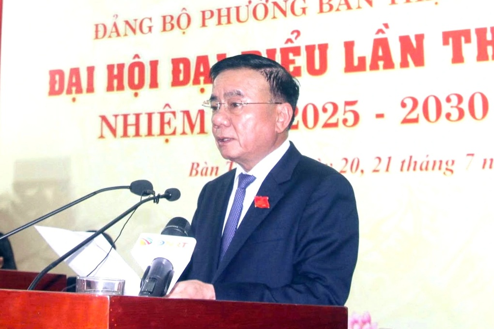 Thường trực Ban Bí thư dự Đại hội Đảng bộ lần thứ nhất phường Bàn Thạch - 2 Thường trực Ban Bí thư dự Đại hội Đảng bộ lần thứ nhất phường Bàn Thạch - 2