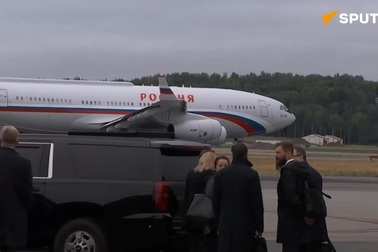 Tổng thống Putin hạ cánh xuống Alaska