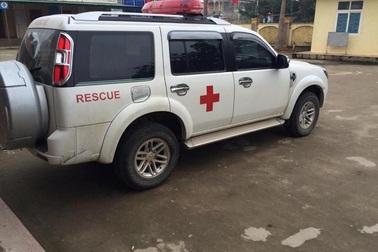 "Độ" xe cấp cứu để phục vụ... lãnh đạo bệnh viện?