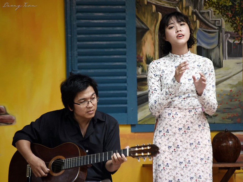 “Biển nhớ” kỷ niệm 19 năm Trịnh Công Sơn rời xa “cõi tạm” - 3 “Biển nhớ” kỷ niệm 19 năm Trịnh Công Sơn rời xa “cõi tạm” - 3