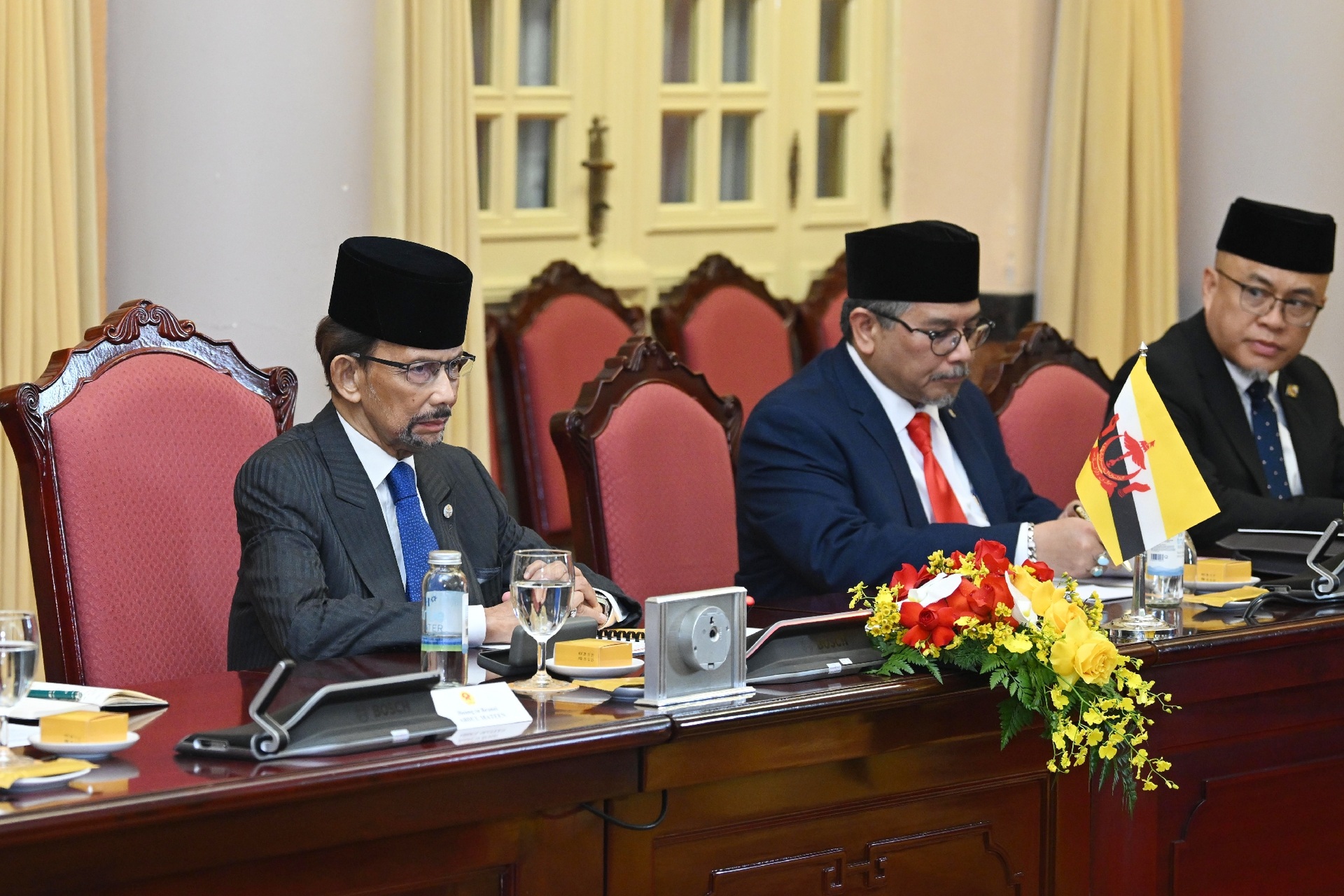 Chủ tịch nước Lương Cường chủ trì lễ đón Quốc vương Brunei thăm Việt Nam - 11