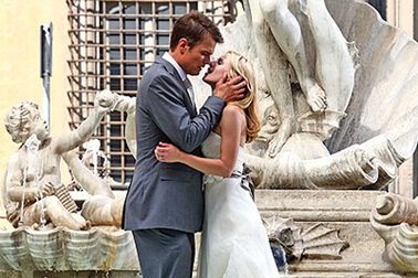 Kristen Bell không tiếc lời khen chồng Fergie đẹp trai