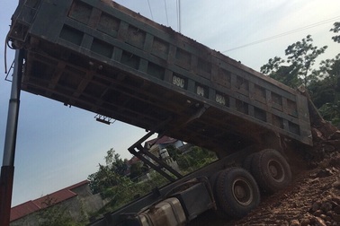 Xe quá khổ, quá tải liên tiếp “sa lưới” trên các cung đường tỉnh Bắc Giang!