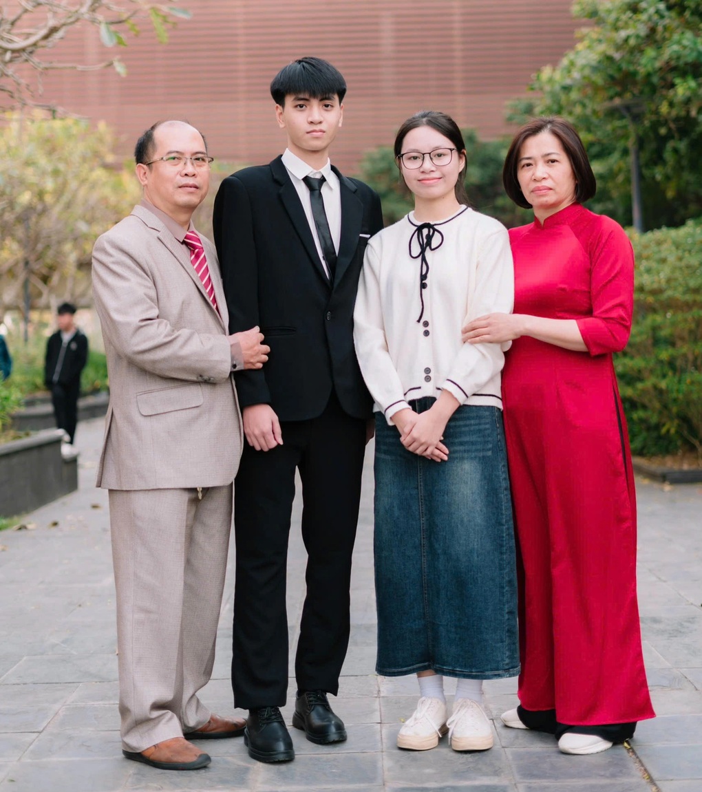 Male student Nam sinh “xô đổ” kỷ lục điểm tư duy ĐH Bách khoa là Á khoa khối A00 - 2