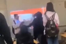 Mỹ: Học sinh tấn công giáo viên sau khi bị chê học kém