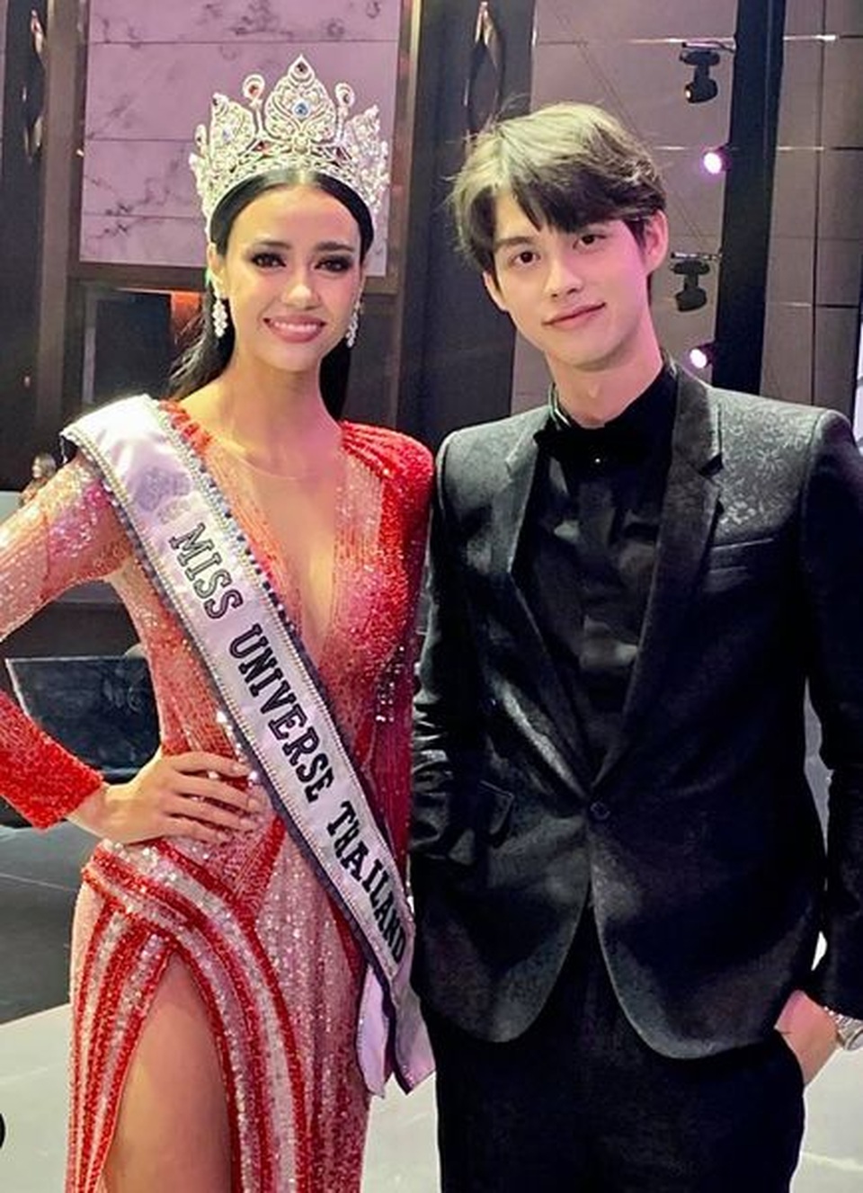 Nhan sắc ngọt ngào và gợi cảm của tân Hoa hậu Hoàn vũ Thái Lan - 16 Nhan sắc ngọt ngào và gợi cảm của tân Hoa hậu Hoàn vũ Thái Lan - 16