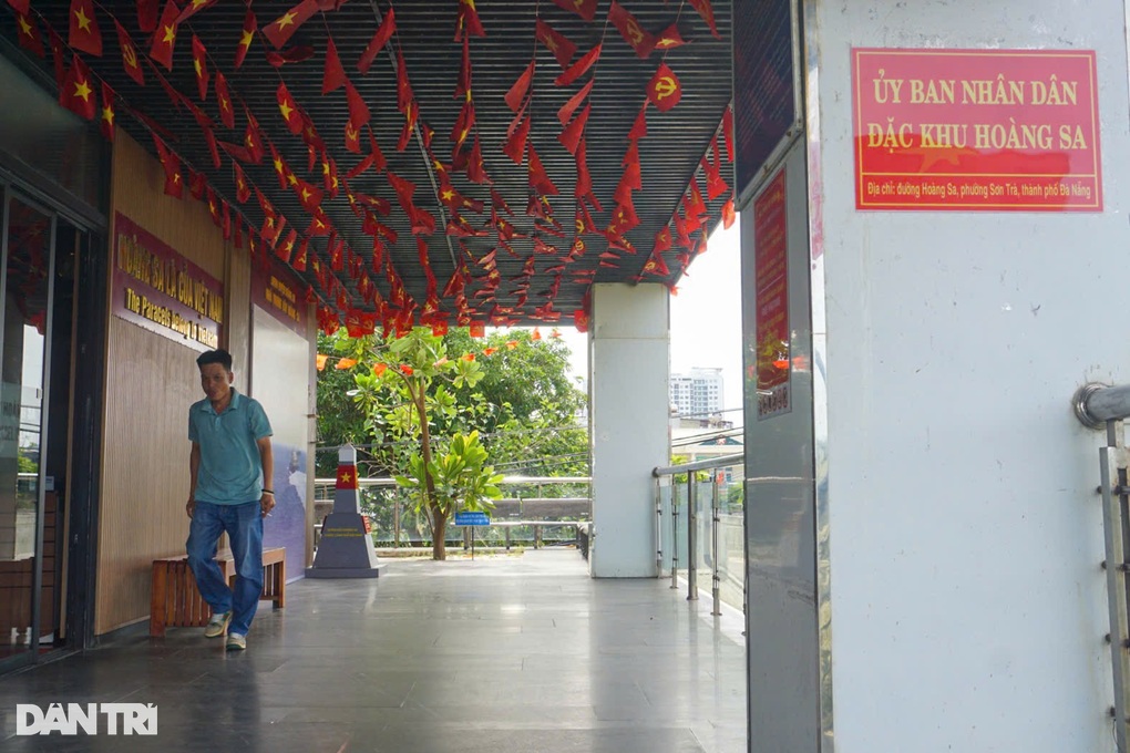 Nô nức trong ngày đầu vận hành mô hình mới tại 5 đặc khu ở miền Trung - 3