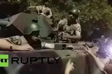 Cảnh tượng hỗn loạn tại thủ đô Ankara sau âm mưu đảo chính