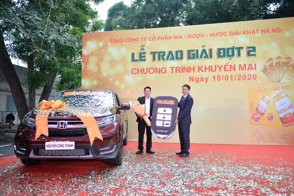 “Lộ diện” chủ nhân may mắn tiếp theo của chiếc ô tô Honda CRV trị giá 1,1 tỷ đồng - 1 “Lộ diện” chủ nhân may mắn tiếp theo của chiếc ô tô Honda CRV trị giá 1,1 tỷ đồng - 1