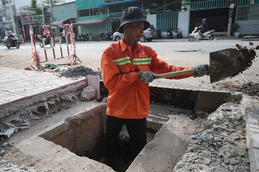 Con đường dài gần 2km ở TPHCM sắp hoàn thành sau 23 năm khởi công mở rộng