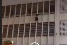 TPHCM: Từng nói ý định tự vẫn, nữ sinh lớp 10 nhảy lầu tại trường