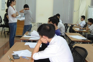 Những tình huống bi hài trong buổi thi đầu tiên 