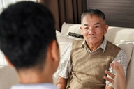 Hơn 20 năm cứ đi qua nhà chú hàng xóm, tôi đều bật khóc không thành tiếng