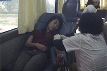 ĐH Dân lập Phú Xuân ra mắt Câu lạc bộ Sinh nhật hồng