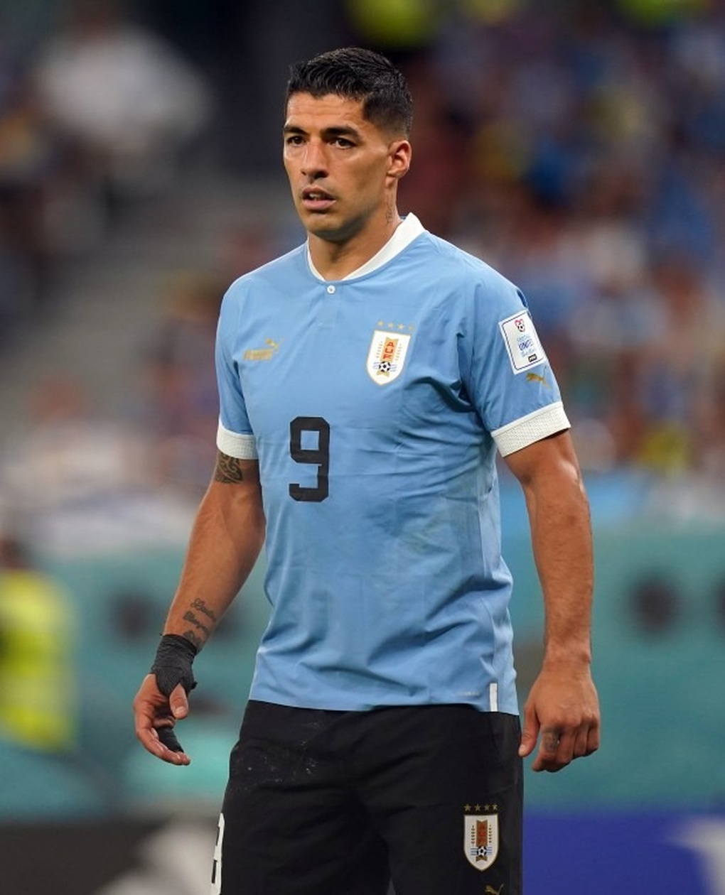 Luis Suarez rơi nước mắt tuyên bố giã từ đội tuyển Uruguay - 1