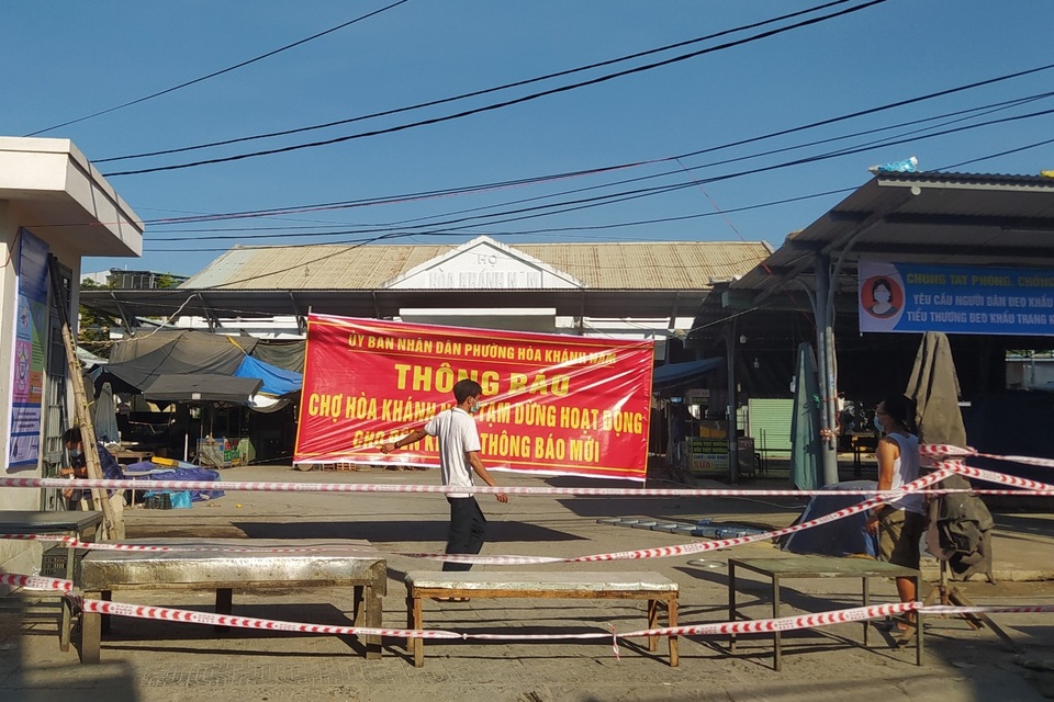 Thêm 2 nhân viên thẩm mỹ viện dương tính, một ca có lịch trình dày đặc - 1 Thêm 2 nhân viên thẩm mỹ viện dương tính, một ca có lịch trình dày đặc - 1