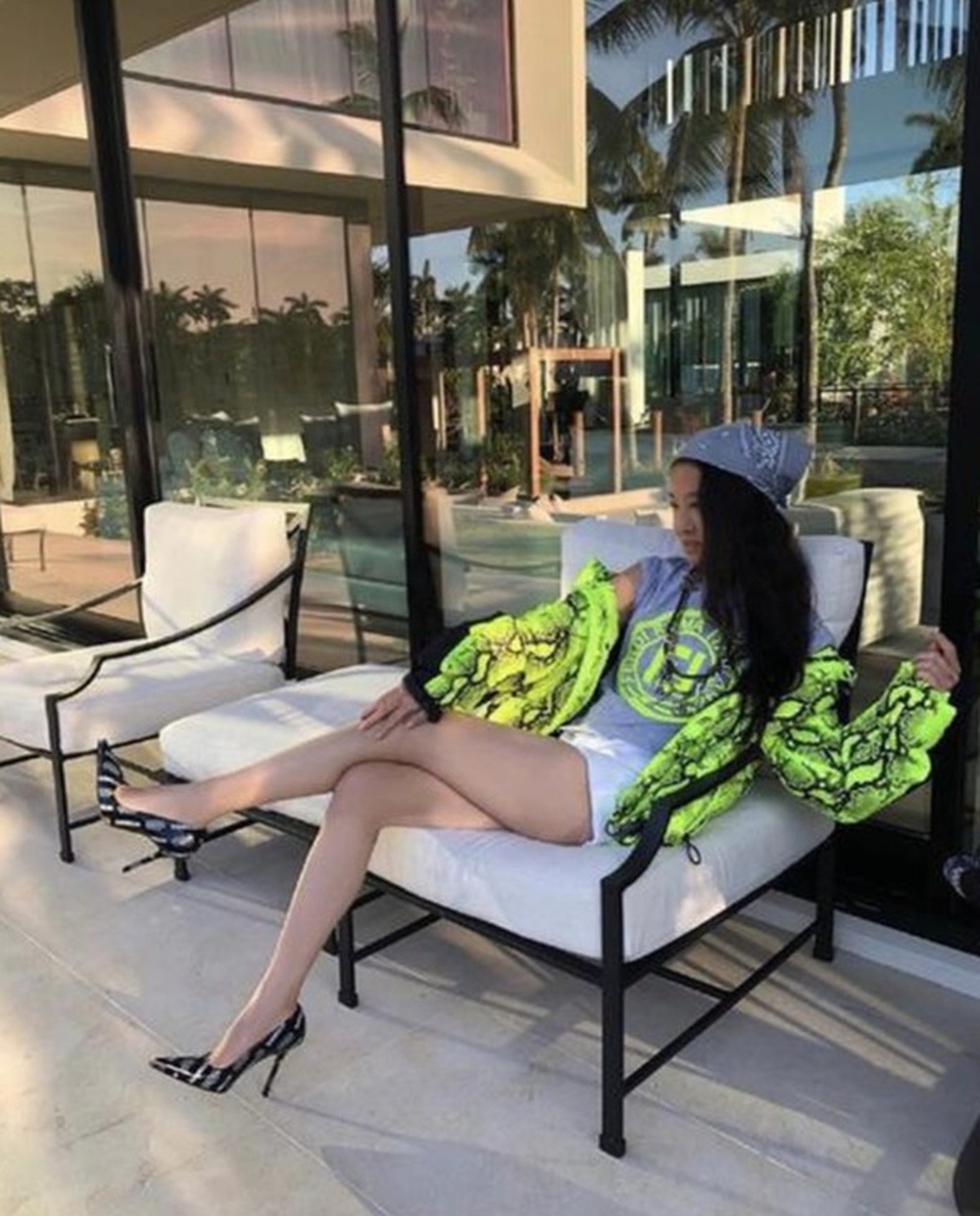 Đôi chân “cực phẩm” của nhà thiết kế 71 tuổi - Vera Wang - 5 Đôi chân “cực phẩm” của nhà thiết kế 71 tuổi - Vera Wang - 5