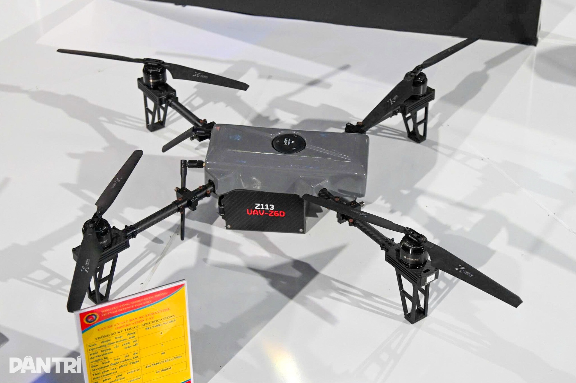 Đa dạng các loại drone công nghệ cao tại triển lãm 80 năm - 11 Đa dạng các loại drone công nghệ cao tại triển lãm 80 năm - 11