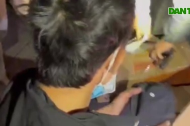 Đang giao hơn 32 kg pháo nổ từ Đồng Nai sang Bình Thuận thì bị tóm gọn