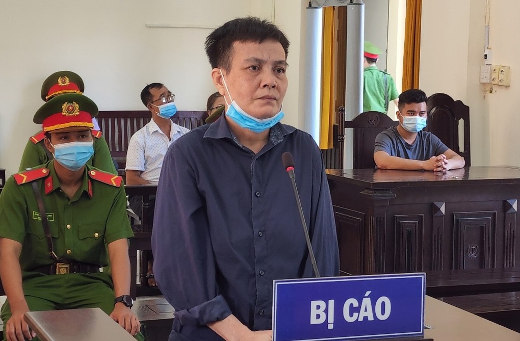Người phụ nữ đâm chết bạn nhậu bị phạt 12 năm tù - 1 Người phụ nữ đâm chết bạn nhậu bị phạt 12 năm tù - 1