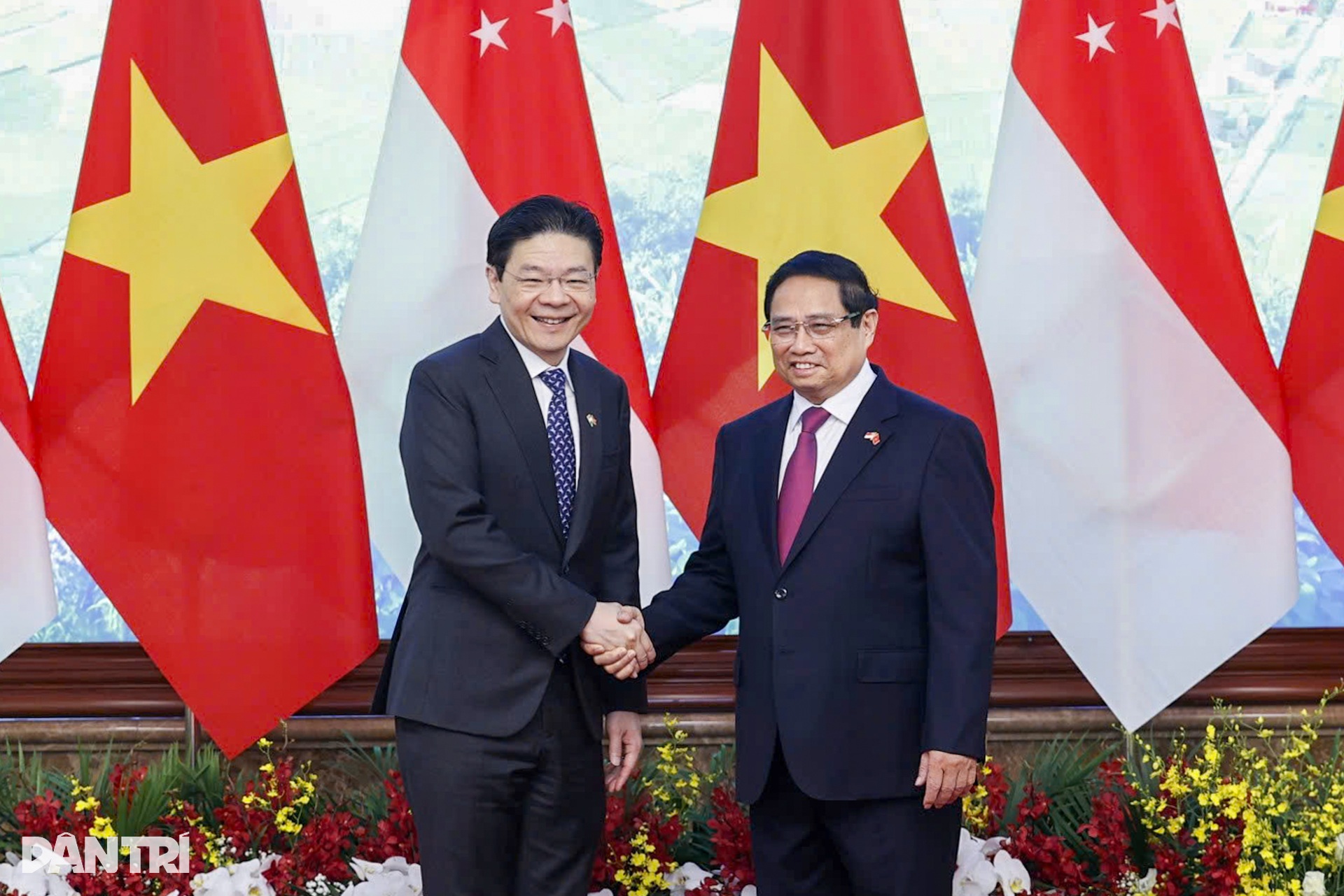 Toàn cảnh lễ đón Thủ tướng Singapore thăm chính thức Việt Nam - 5 Toàn cảnh lễ đón Thủ tướng Singapore thăm chính thức Việt Nam - 5