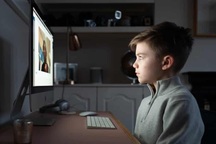 Anh: Covid-19 ảnh hưởng tiêu cực đến kỳ thi, học sinh có hoàn cảnh khó khăn