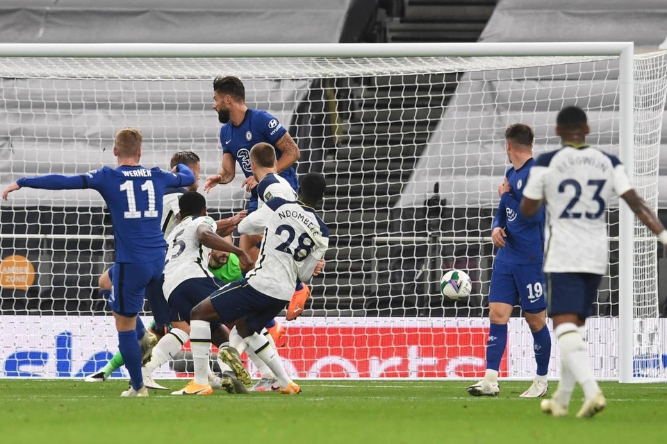 Mount sút hỏng 11m, Chelsea gục ngã trước Tottenham - 2 Mount sút hỏng 11m, Chelsea gục ngã trước Tottenham - 2