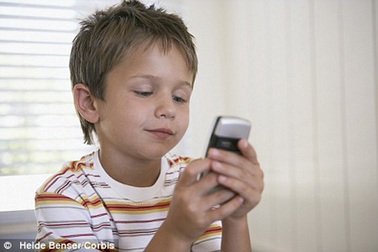 Học sinh Anh thích “dế” hơn sách