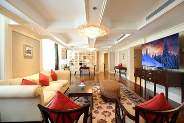 Chiêm ngưỡng TV 8K 200 triệu đẹp hoàn hảo trong phòng tổng thống khách sạn 5 sao