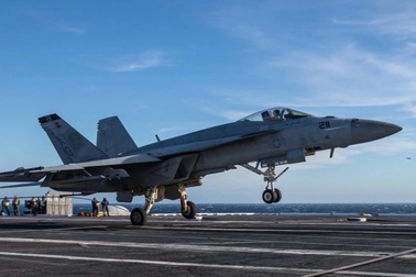 Tiêm kích F/A-18 của Mỹ rơi ngoài khơi Virginia