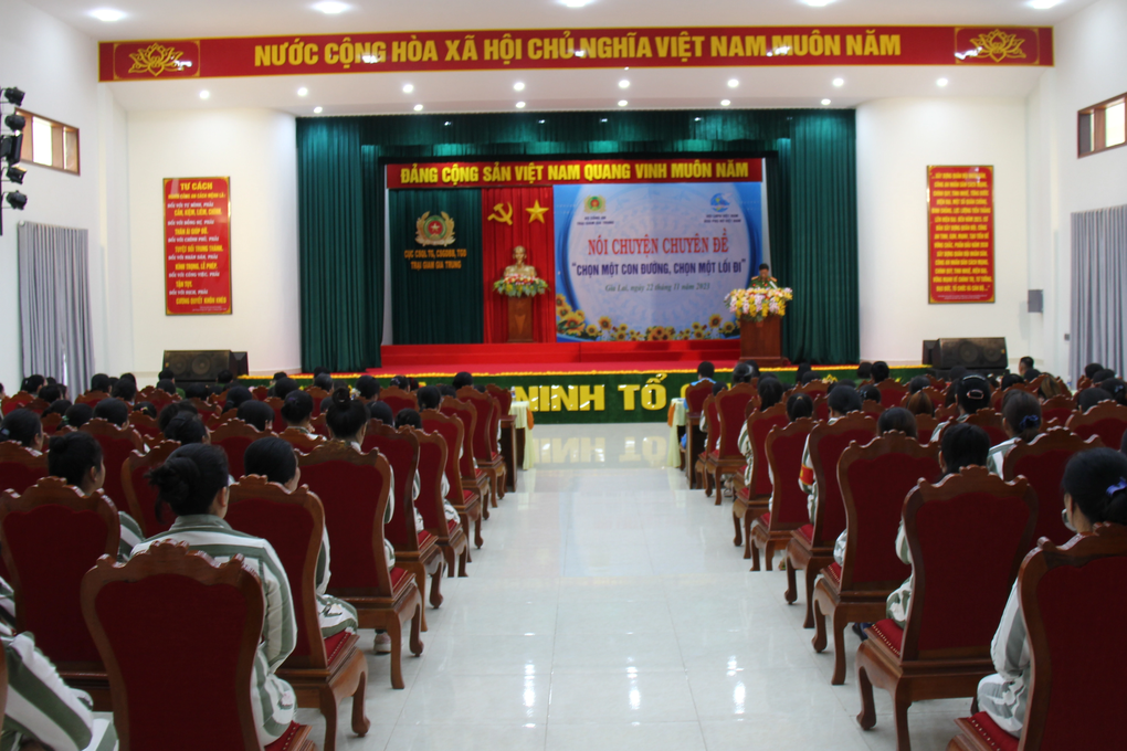 Gia-Lai_trai-giam-gia-trung_Pham-Hoang1.jpeg Gia-Lai_trai-giam-gia-trung_Pham-Hoang1.jpeg