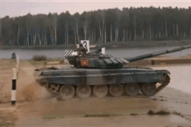 Đội xe tăng Việt Nam thi đấu giành suất vào chung kết tại Army Games 2022