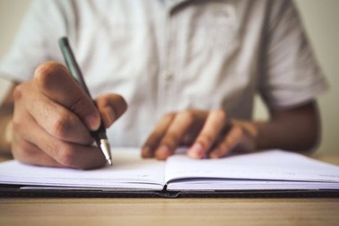 Bài toán tiểu học gây “bão” mạng Trung Quốc