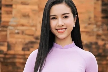 Á hậu Thúy An làm giám khảo Bước Chân Thiên Thần 2019