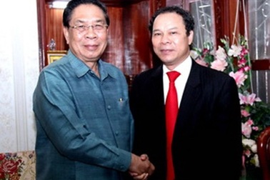 Quan hệ Lào-Việt Nam không có gì lay chuyển nổi