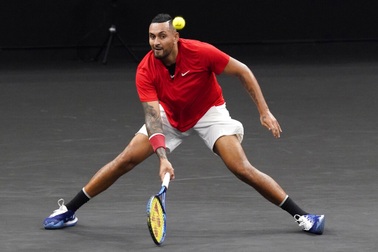 Kyrgios bất ngờ có động thái chế giễu Djokovic