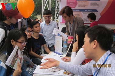 Thí sinh và phụ huynh băn khoăn chọn ngành, chọn nghề