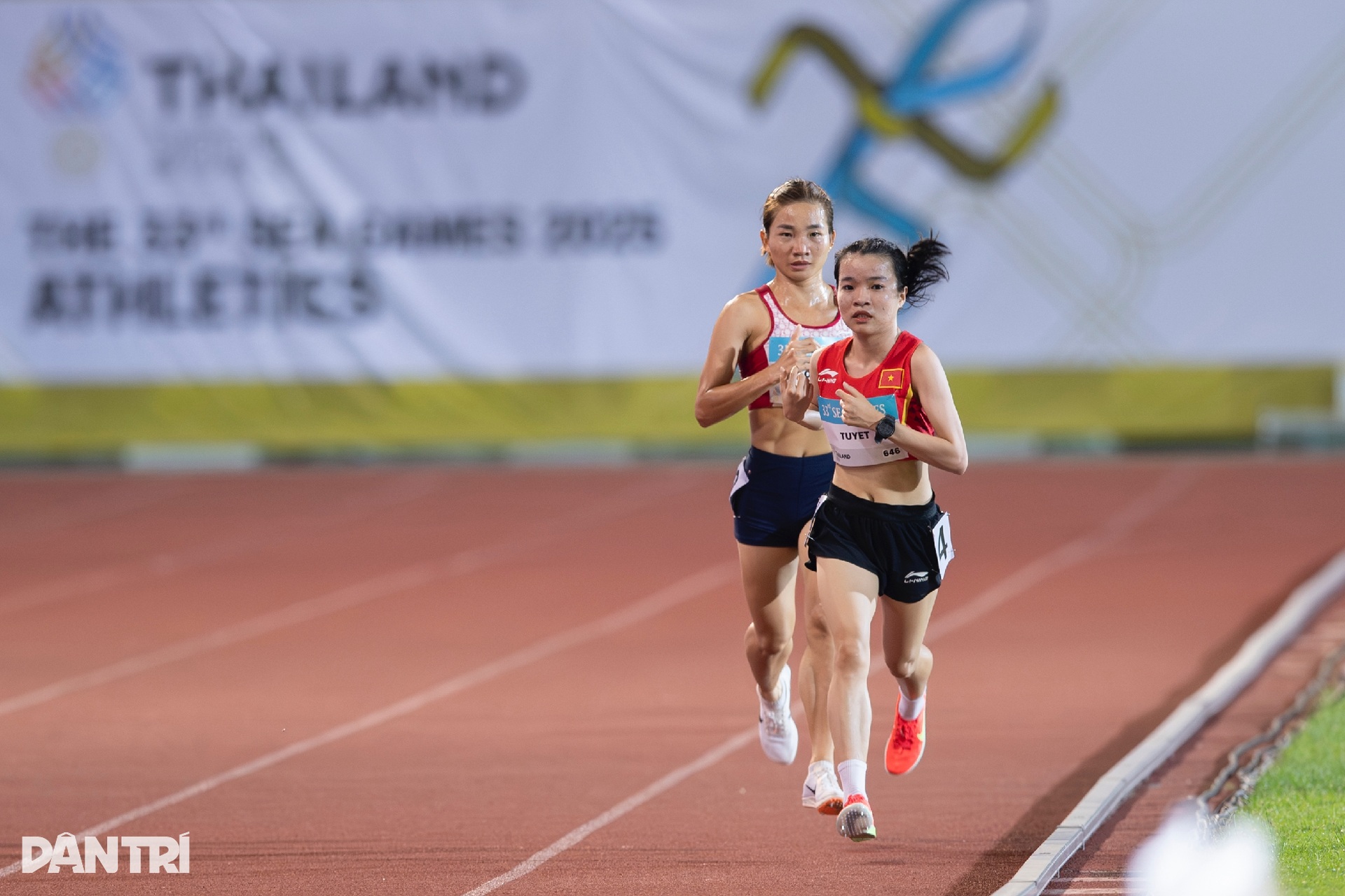 Nguyễn Thị Oanh bền bỉ nối dài kỷ lục, giữ vững đỉnh cao SEA Games - 3 Nguyễn Thị Oanh bền bỉ nối dài kỷ lục, giữ vững đỉnh cao SEA Games - 3
