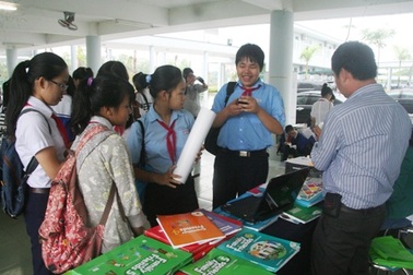 Ngày hội tiếng Anh thí điểm tại Huế