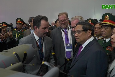 Khoảnh khắc ấn tượng khai mạc Triển lãm Quốc phòng quốc tế Việt Nam 2024