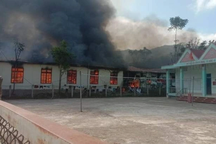 Bộ Giáo dục gửi thư chia buồn tới nạn nhân vụ cháy trường bán trú ở Sơn La