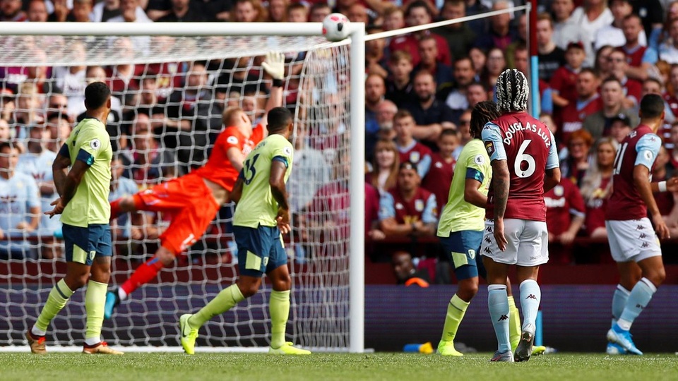 Những khoảnh khắc ấn tượng nhất Premier League 2019/20 - 2 Những khoảnh khắc ấn tượng nhất Premier League 2019/20 - 2