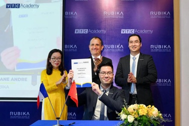 Đào tạo nhân lực chất lượng cao trong bối cảnh cuộc cách mạng công nghiệp 4.0