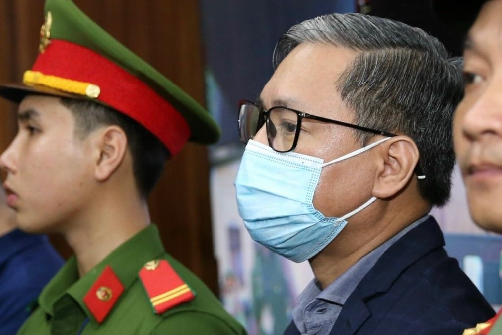 Trương Mỹ Lan vừa là bị cáo, vừa tư cách bị hại - 2 Trương Mỹ Lan vừa là bị cáo, vừa tư cách bị hại - 2