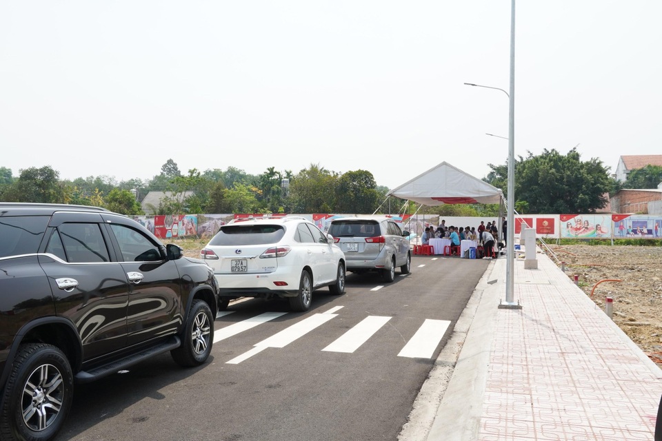 Thị trường BĐS 2020, sức hút từ những dự án đất nền được đảm bảo uy tín và chất lượng - 2 Thị trường BĐS 2020, sức hút từ những dự án đất nền được đảm bảo uy tín và chất lượng - 2