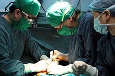 Các bác sĩ Việt Nam cũng tạo được dương vật cho bệnh nhân