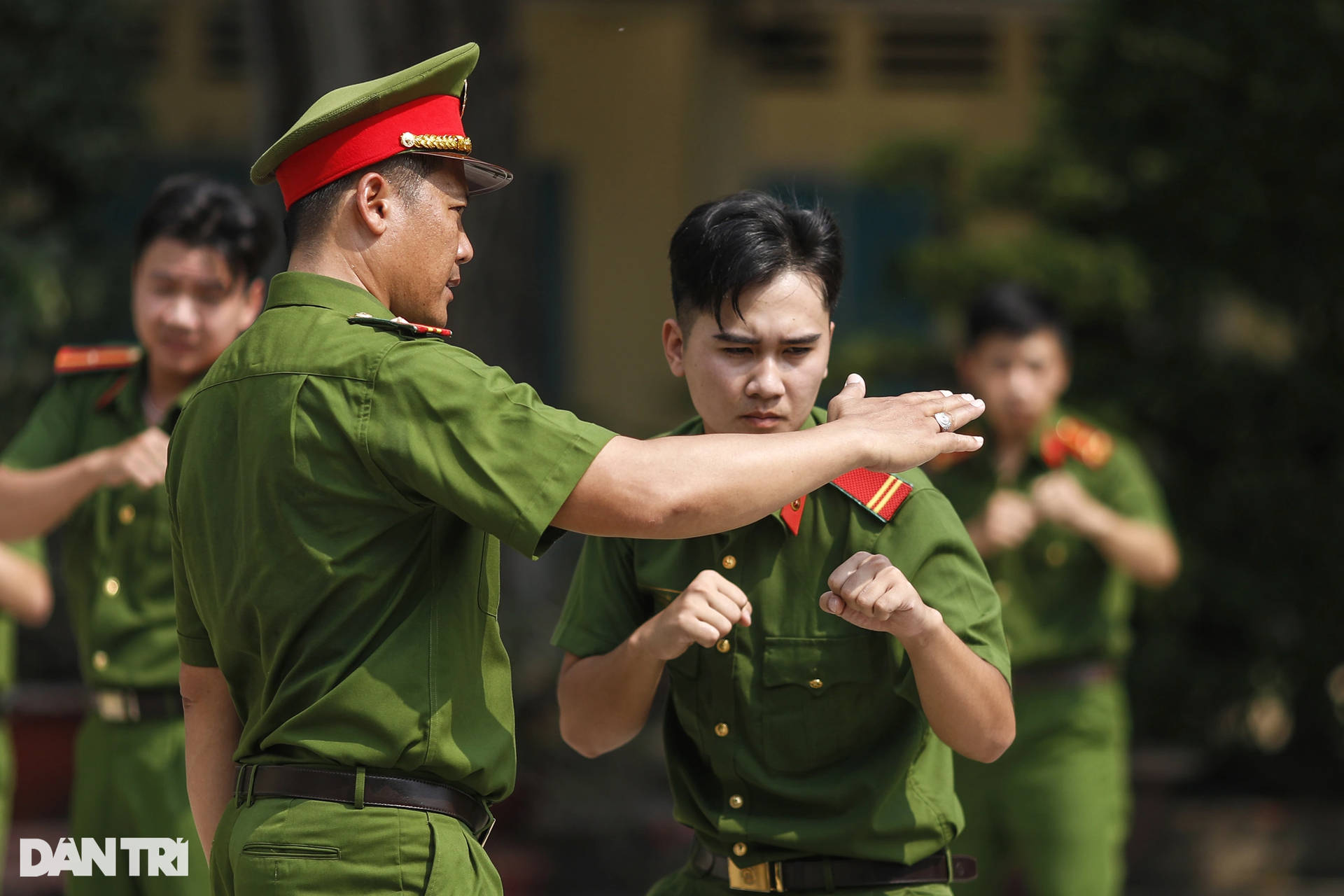 Đội quân thầm lặng bảo vệ hàng đặc biệt của quốc gia: Không thể sai sót - 7 Đội quân thầm lặng bảo vệ hàng đặc biệt của quốc gia: Không thể sai sót - 7