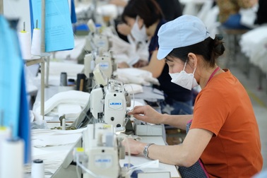 Thủ tướng: "Tập trung chăm lo đời sống của người lao động trong dịp Tết"