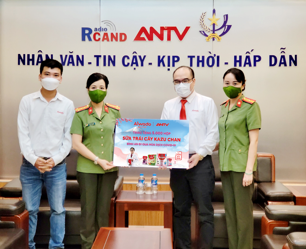 Aiwado tiếp tục trao tặng hàng ngàn sản phẩm dinh dưỡng, nối dài hành trình bình an đi qua mùa dịch - 2
