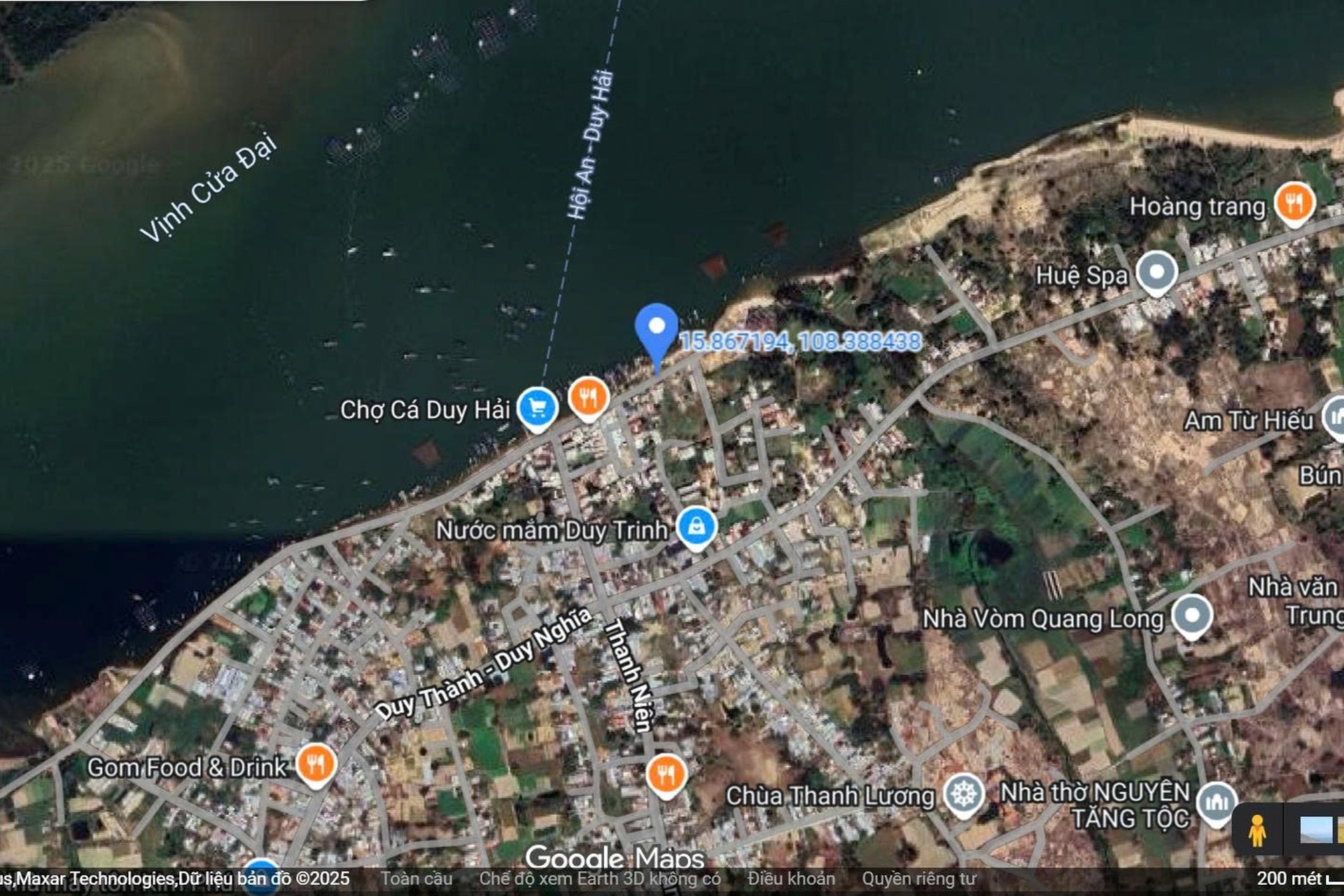 Hơn 500 bộ đội cùng người dân xuyên đêm “vá” bờ kè bị sạt lở - 12